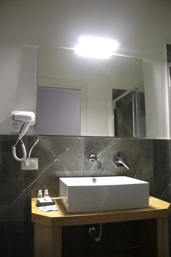Be Italian Flat Sanfelice Hotel Napoli Bagian luar foto
