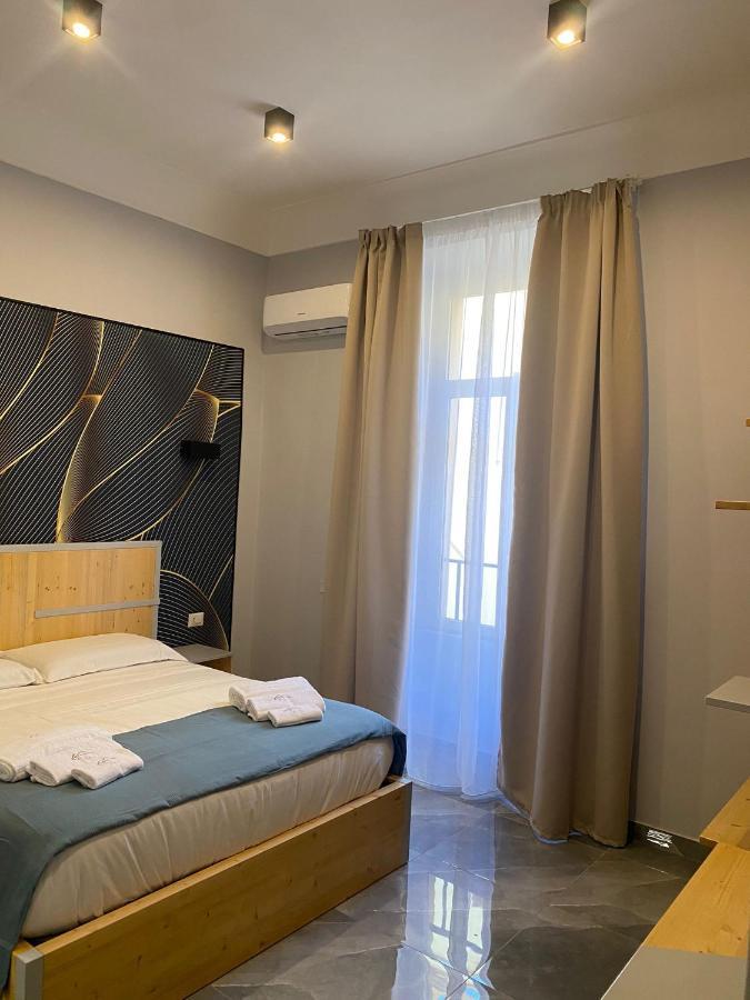 Be Italian Flat Sanfelice Hotel Napoli Bagian luar foto