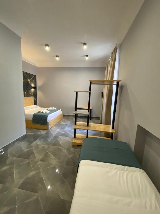 Be Italian Flat Sanfelice Hotel Napoli Bagian luar foto