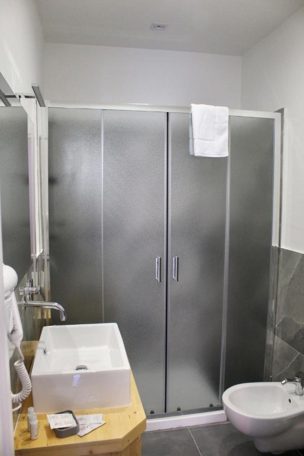 Be Italian Flat Sanfelice Hotel Napoli Bagian luar foto