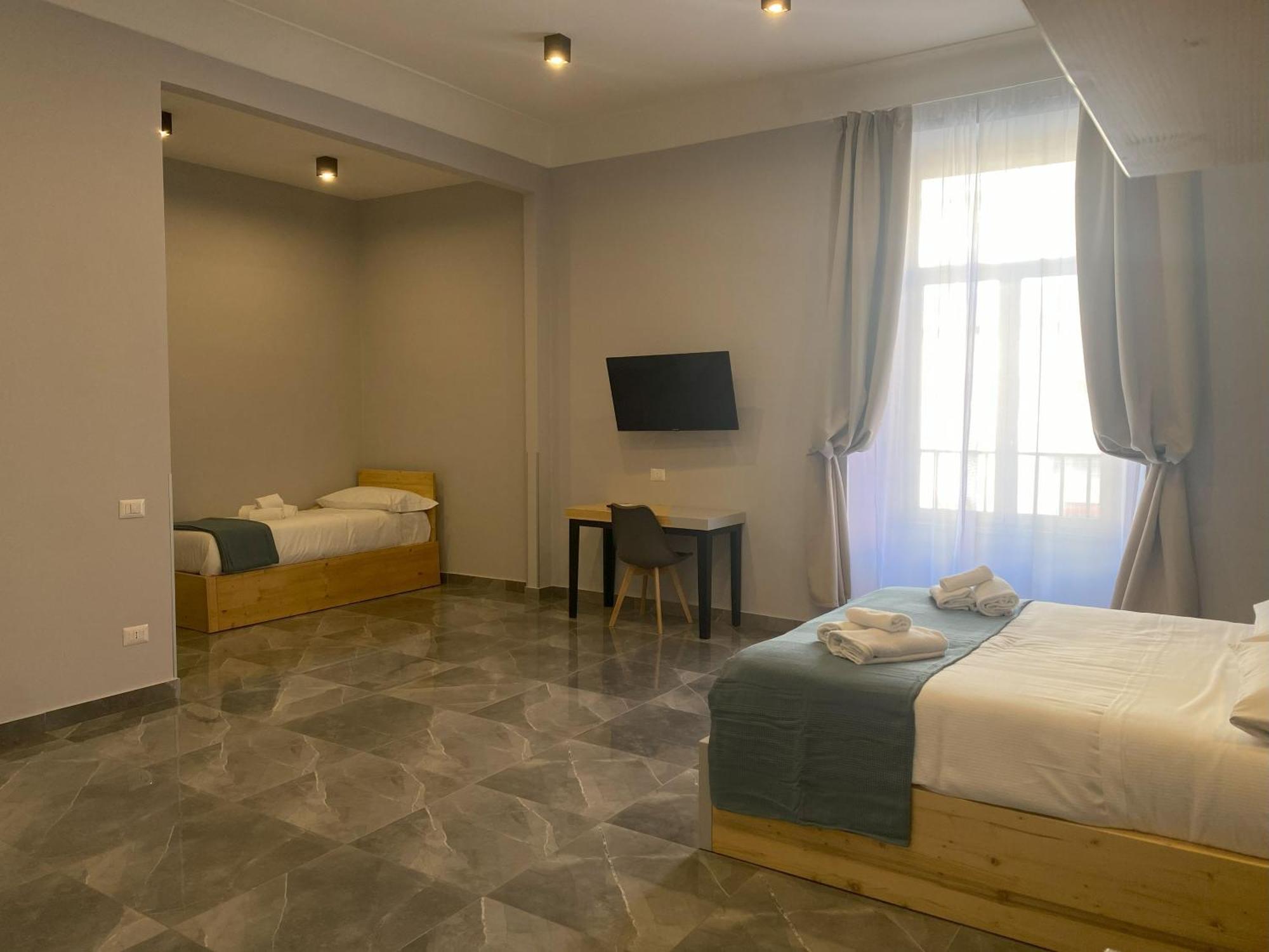 Be Italian Flat Sanfelice Hotel Napoli Bagian luar foto